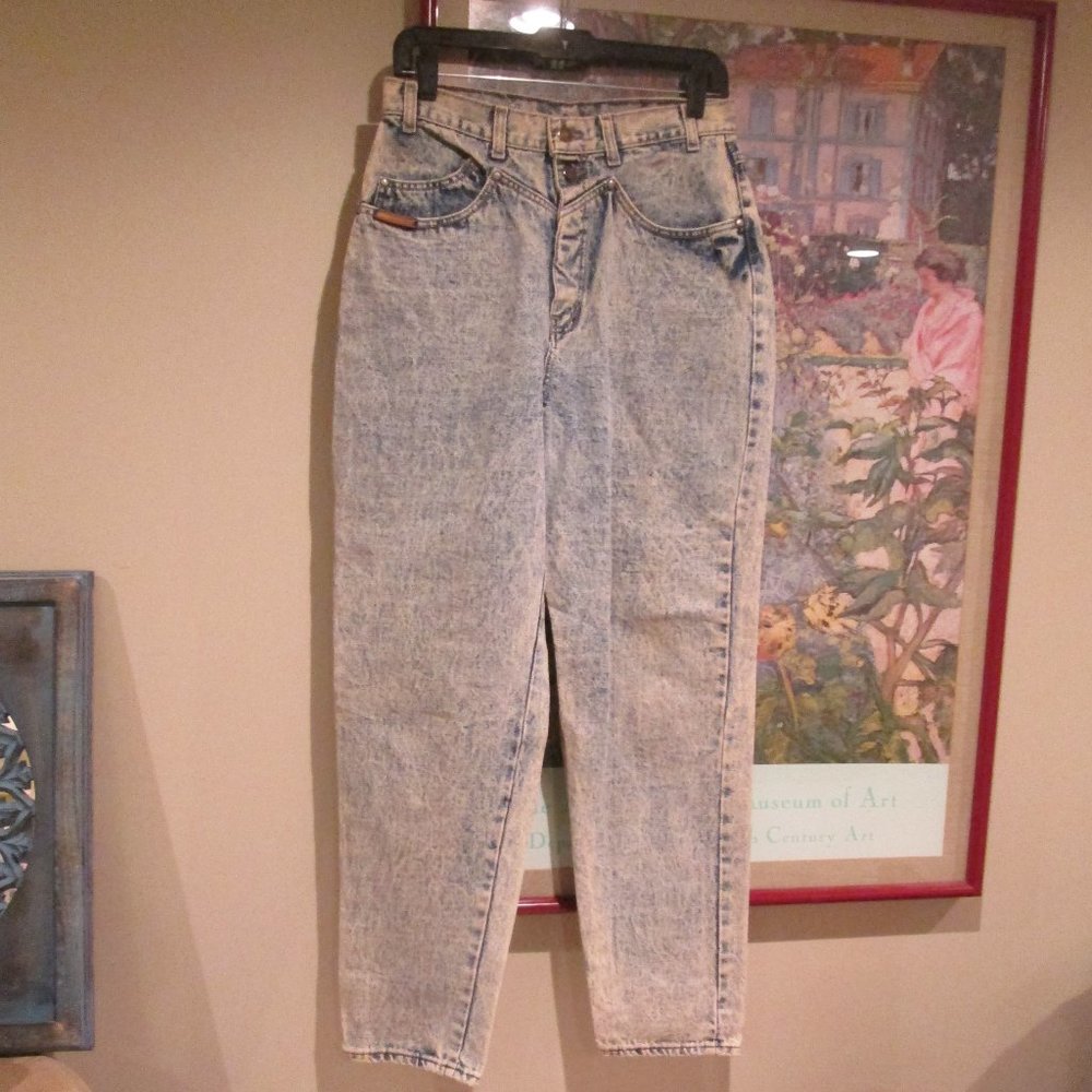 Vintage Acid Wash High Waisted Yoke MOM Jeans